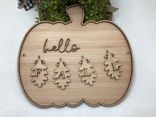 Load image into Gallery viewer, Fall Pumpkin Door Hanger # 573

