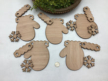 Load image into Gallery viewer, Large Mitten Banner With Snowflakes # 610
