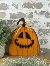 Load image into Gallery viewer, Smiley Pumpkin Shelf Sitter #523

