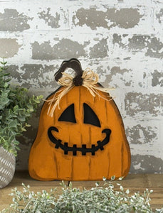 Smiley Pumpkin Shelf Sitter #523