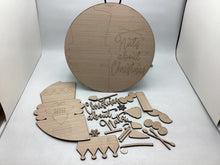 Load image into Gallery viewer, Nutcracker Door Hanger #541
